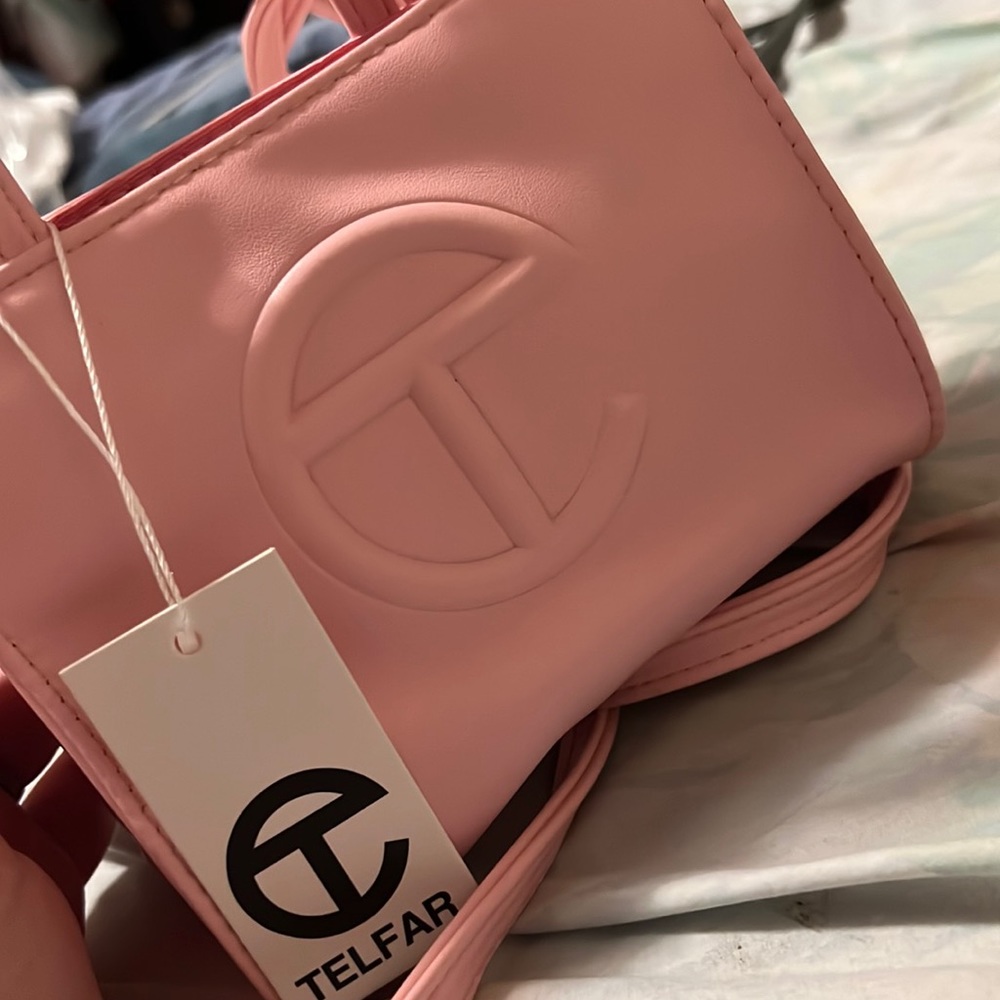 Telfar shopping bag PINK